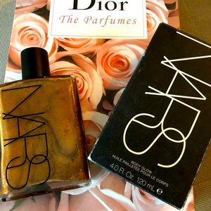 Nars Body Glow Monoi ii de Tahiti oil